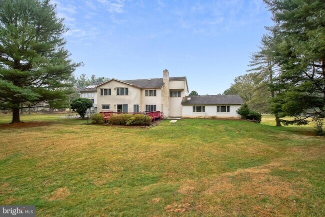 Foto del edificio - 10908 Barn Wood Ln