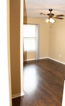 Building Photo - 9550 Thousand Oaks Loop
