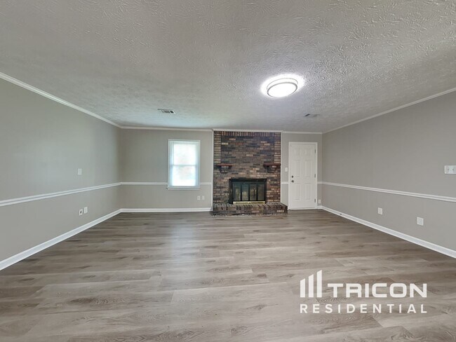 Foto del edificio - 166 Hill Ln