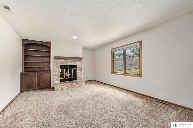 Foto del edificio - 1611 S 168th Ave