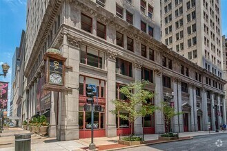 Building Photo - 314 N Broadway