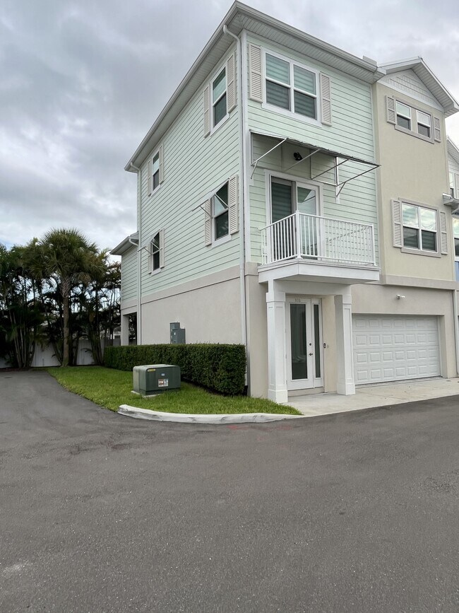 Foto del edificio - 821 Oak Bend Ln