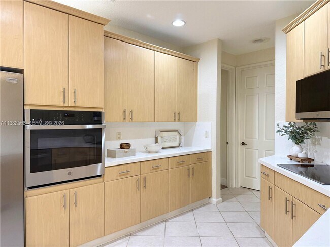 Foto del edificio - 2816 Kinsington Cir