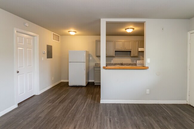 Building Photo - Casa Del Sol Apartments