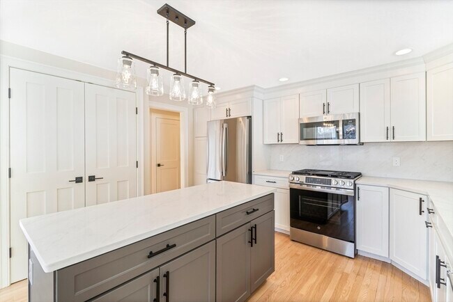 Foto del edificio - 21 Hodgkins Dr