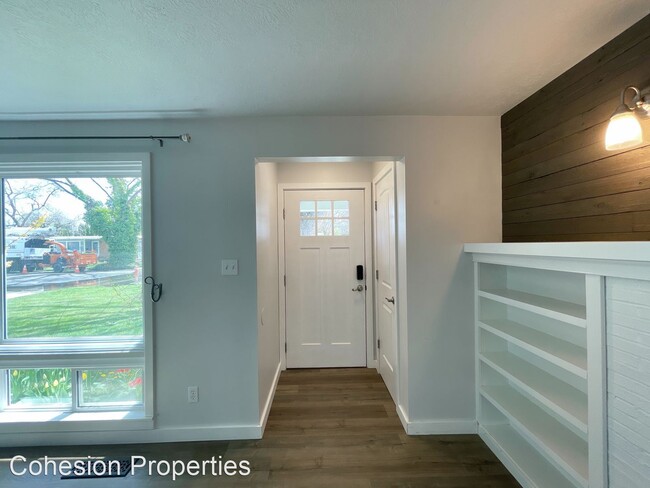 Building Photo - 3 br, 1.5 bath House - 2004 Cataldo Drive