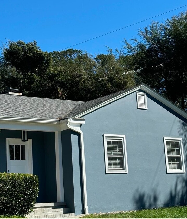 Foto principal - 11 Pine Acre Blvd
