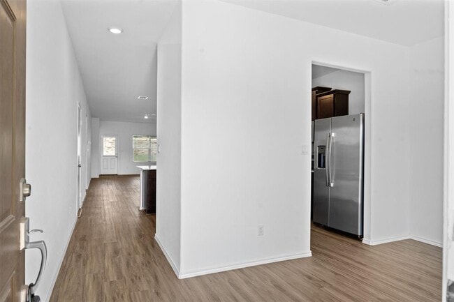 Building Photo - 1613 Brueggerhoff Rd