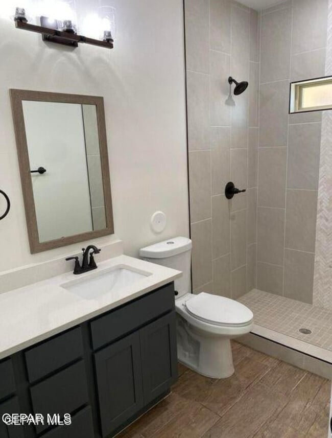 Foto del edificio - 453 Sun Temple Rd