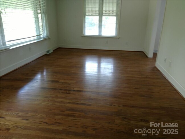 Foto del edificio - 607 Fort Mill Hwy