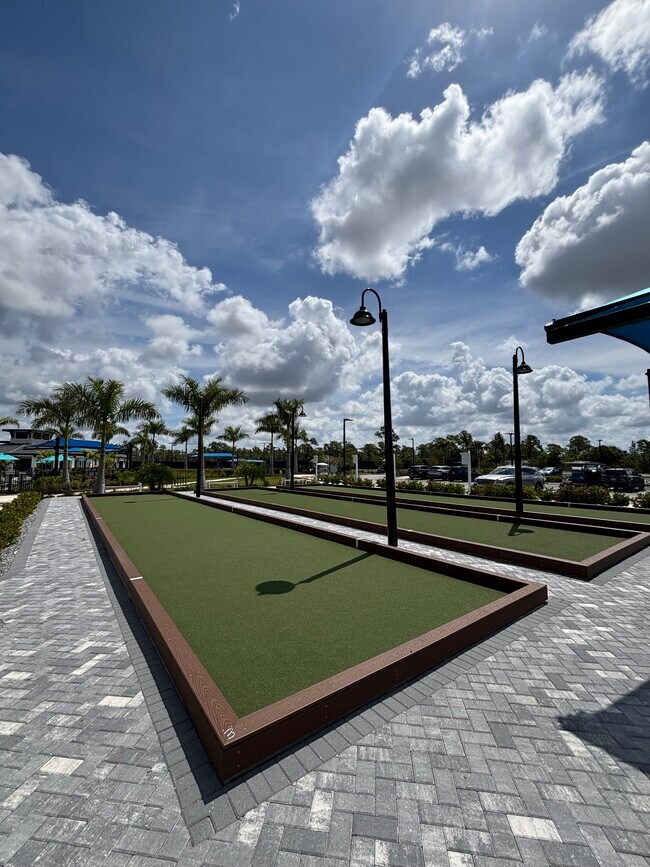 Foto del edificio - Opal Sand Dr Unit 102 Terrace Condo-Wellen Park G&CC