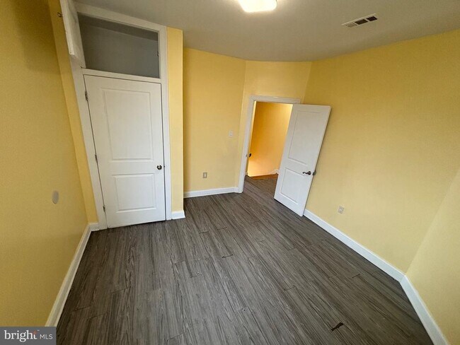 Building Photo - 5515 Baltimore Ave