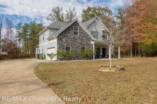 Foto del edificio - 4 br, 3.5 bath House - 8151 Old Pope Lane