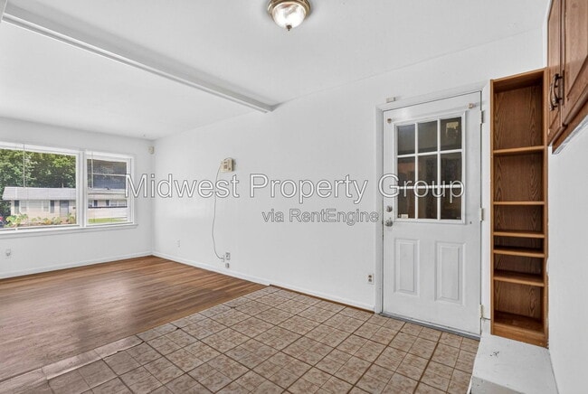 Building Photo - 59 Fenwick Dr