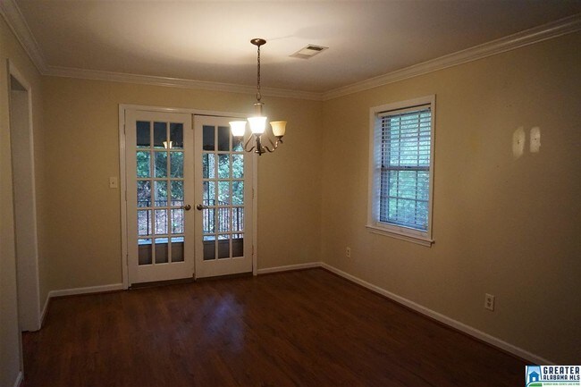 Foto del edificio - 871 Vestavia Villa Ct