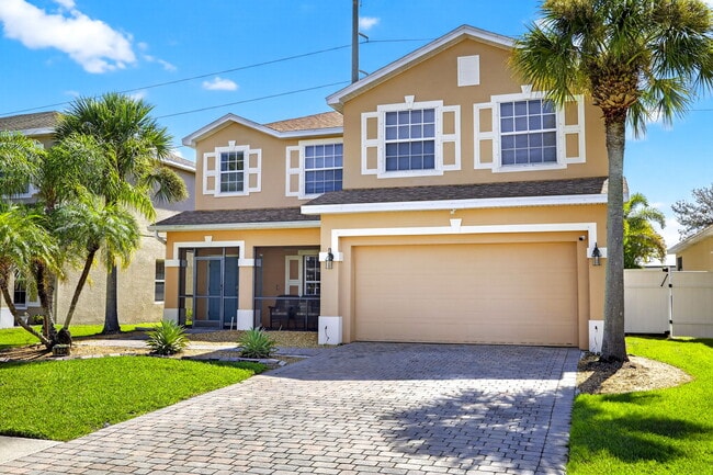 Building Photo - 8250 Silver Birch Way