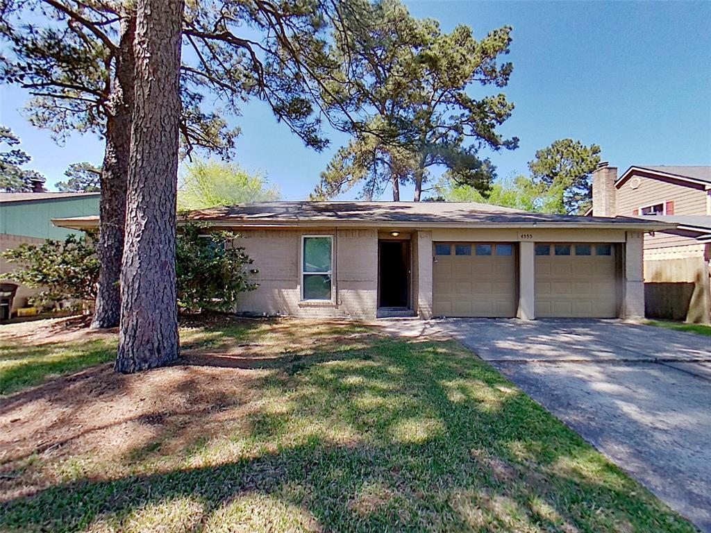 Primary Photo - 4555 Chestergate Dr