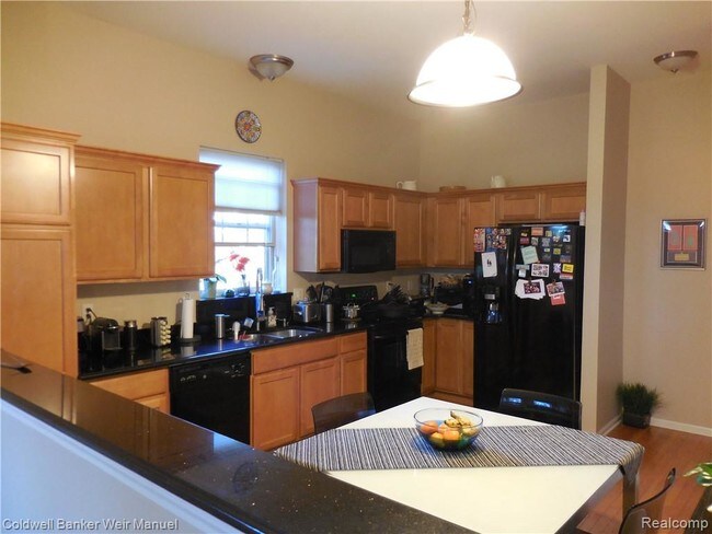 Building Photo - 39819 Rockcrest Cir