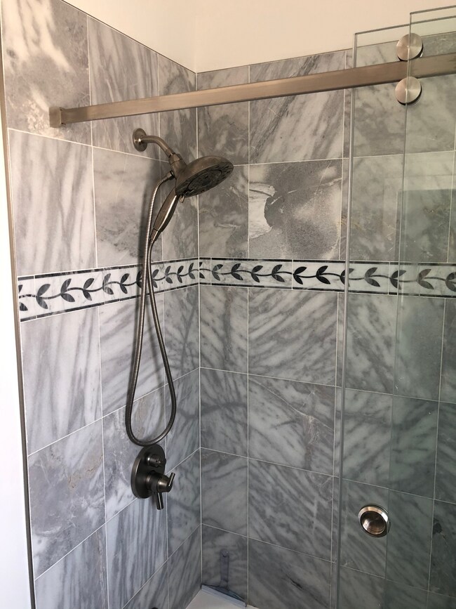 Modern Bathroom - 1305 Francisco St