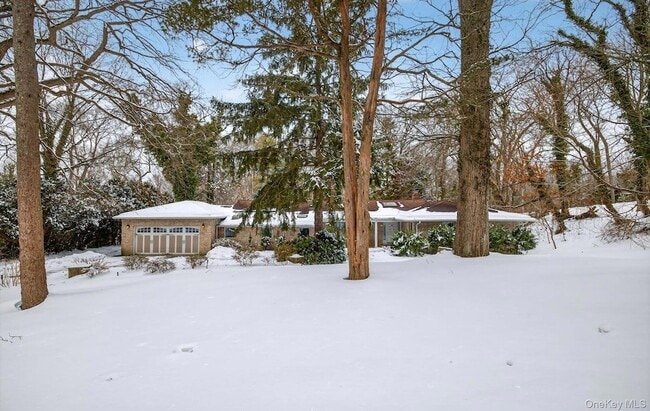 Photo - 11 Juneau Blvd House