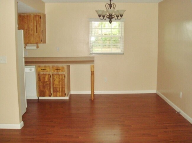 Building Photo - 3 br, 2 bath House - 1941 NE 80th St