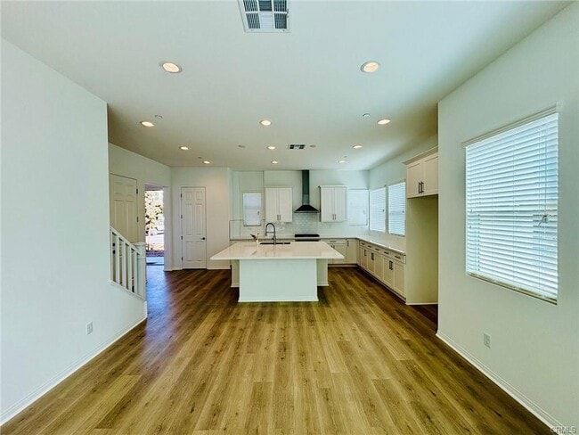 Building Photo - 27366 Hyland Ct