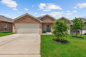Building Photo - 21020 Price Daniel Dr