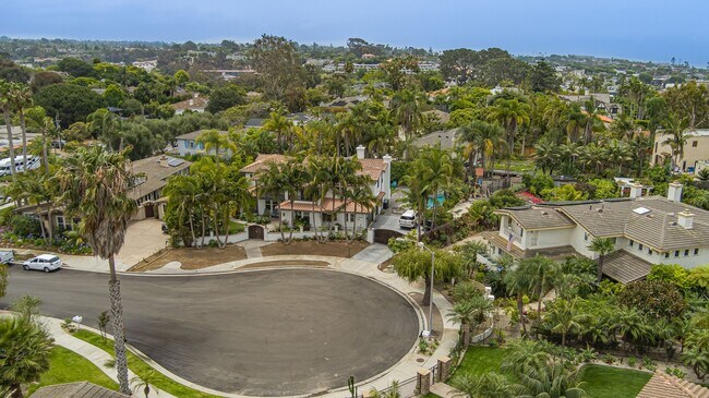 Foto del edificio - Resort-Style Encinitas Estate with Pool