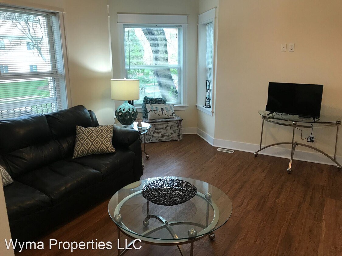 Primary Photo - 4 br, 2 bath House - 545 James St SE