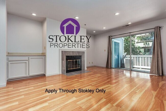 Building Photo - 1370 Las Juntas Way