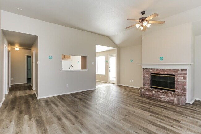 Foto del edificio - 1402 Gray Dawn Dr