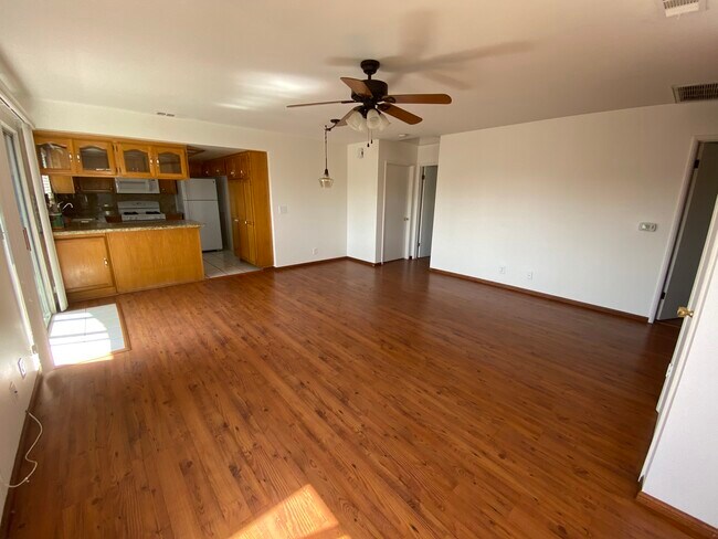 Main Living Area - 6000 Dauphin St