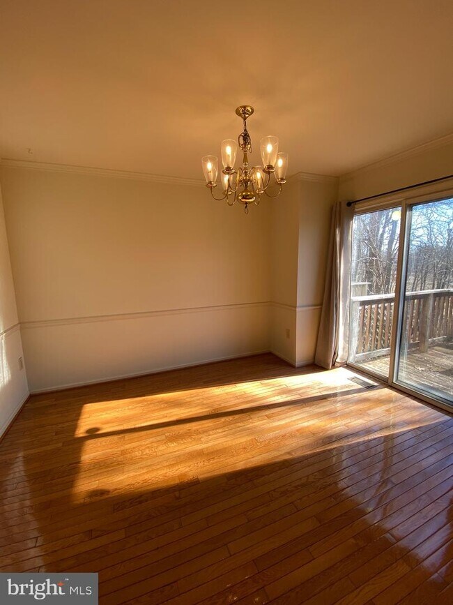 Foto del edificio - 8756 Birkenhead Ct