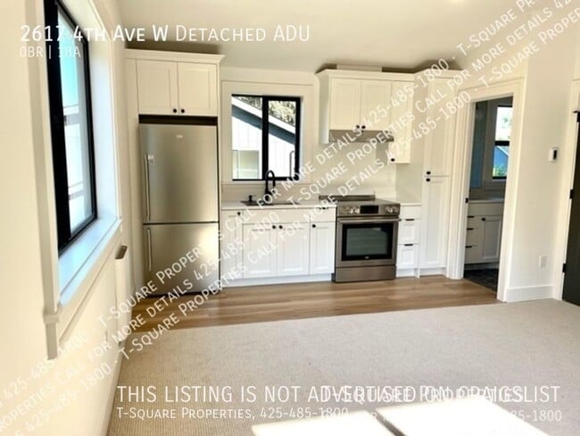 Building Photo - JUST LISTED !!  Great Amazing LOCATION!!  ...