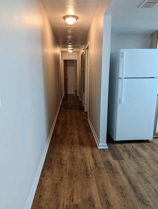 Building Photo - 9308 Greyrock Rd