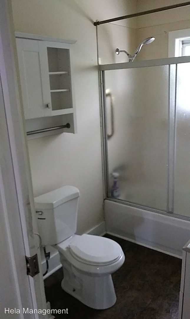 Foto del edificio - 3 br, 1 bath House - 21935 Linwood Ave