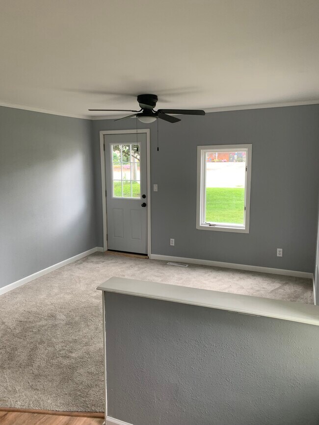 130 Broadway, Austin, MN 55912 House Rental in Austin, MN