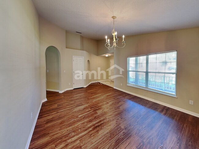 Foto del edificio - 304 Anorak St