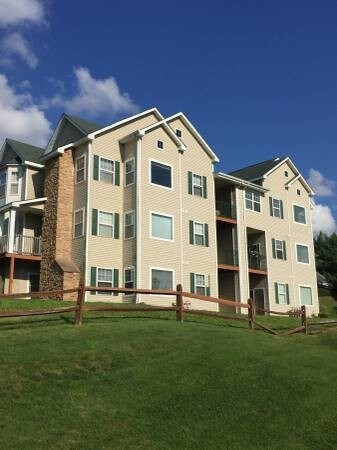 Building Photo - 812 Eagle Pointe Dr
