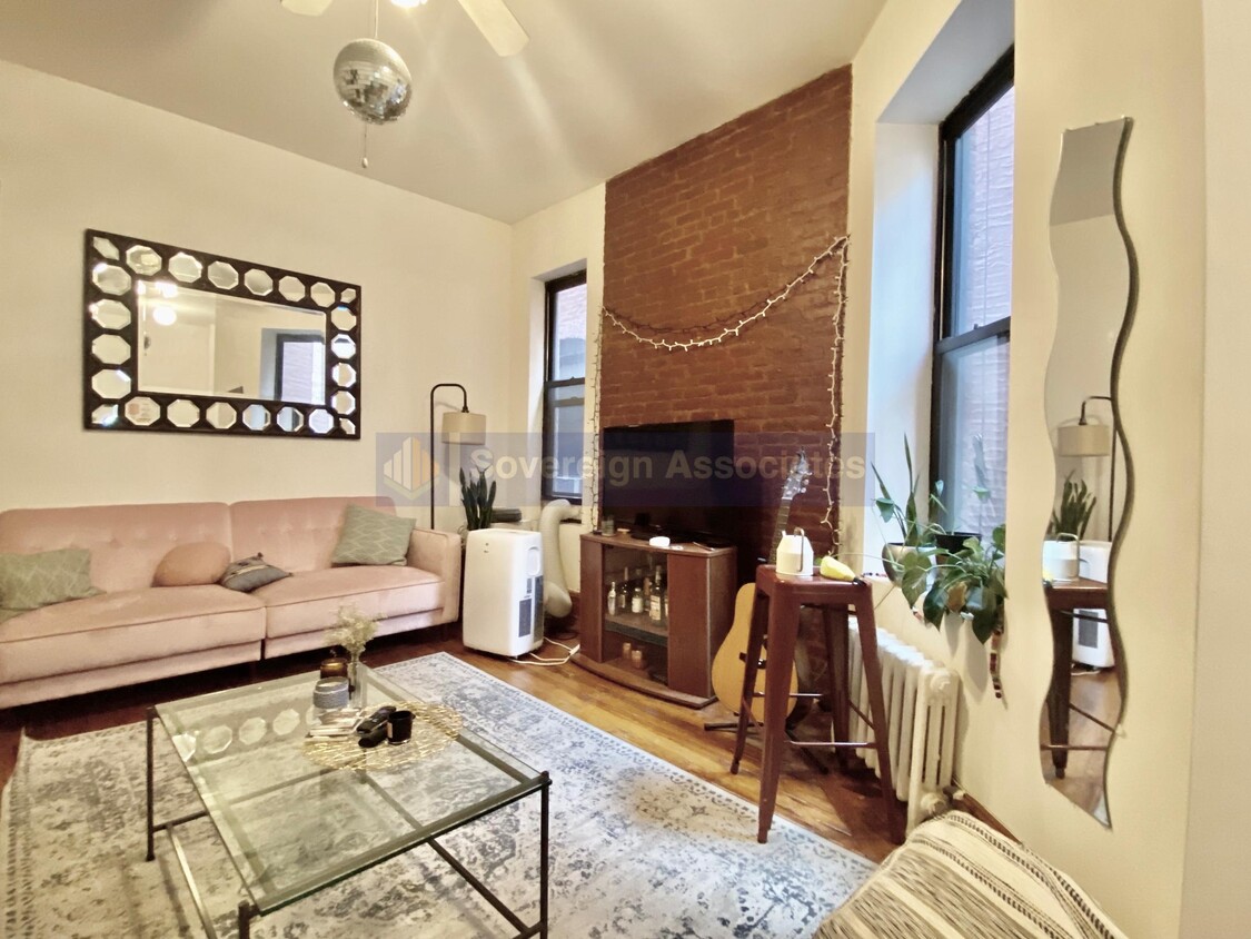 Foto principal - 217 West 106th Street