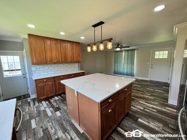 Building Photo - 1041 Piedras Pkwy
