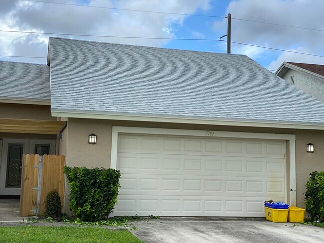 Building Photo - 7797 San Marcos Pl