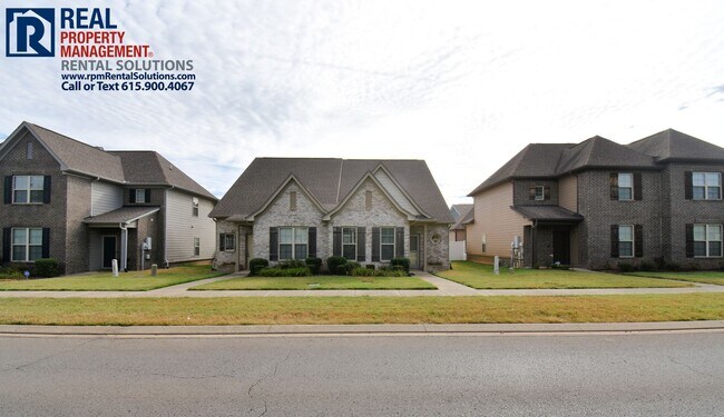 Foto del edificio - Great 3BD 2.5BA, attached garage, Three Rivers Neighborhood in the 'Boro!