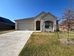 Building Photo - 2557 Goodrich Rd