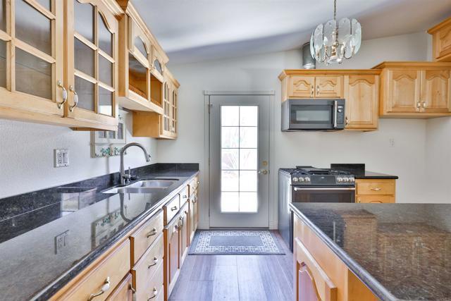 Foto del edificio - 6457 Potomac St