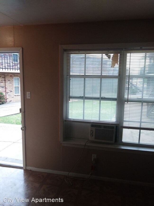 Foto del edificio - 2301 Hudson St