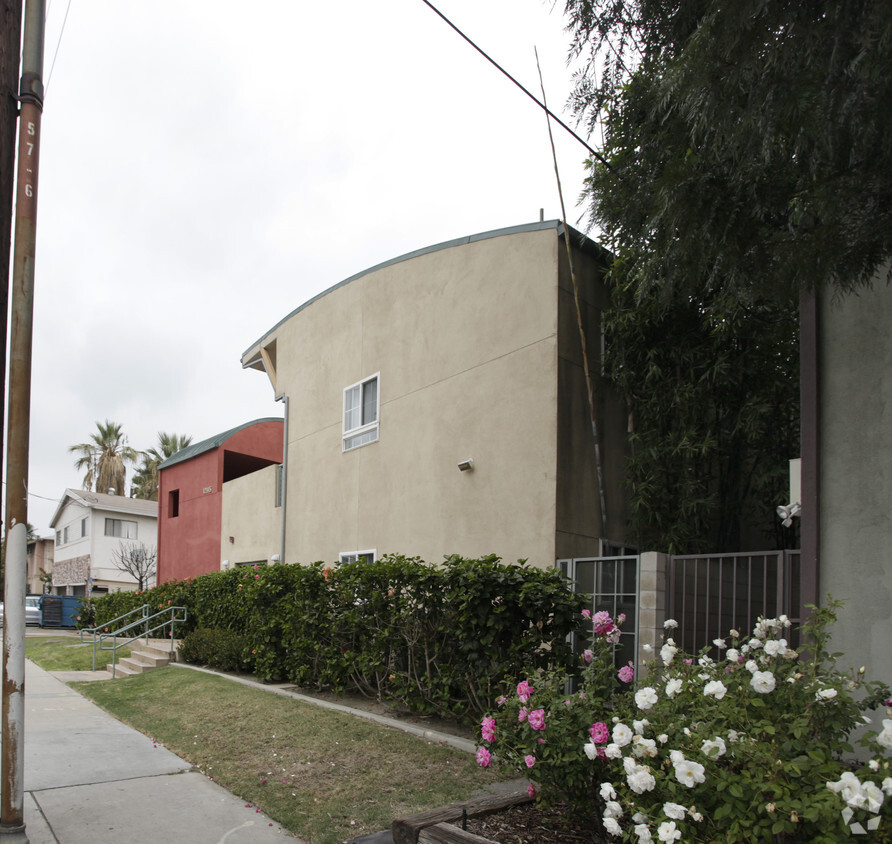 Building Photo - North Hollywood Accessible Apartments