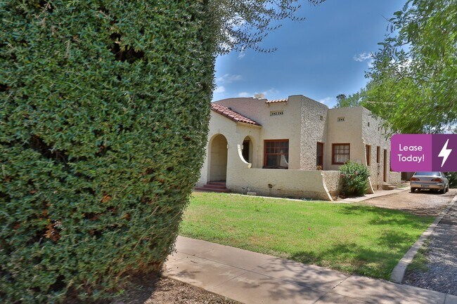 Building Photo - 133 W Almeria Rd