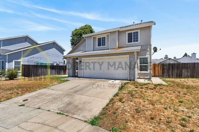 Foto del edificio - Spacious 3-Bedroom Retreat with 2.5 Baths in Prime Elk Grove Location