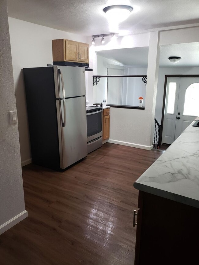 Foto del edificio - 3 Bed 1 Bath in Tomah, WI